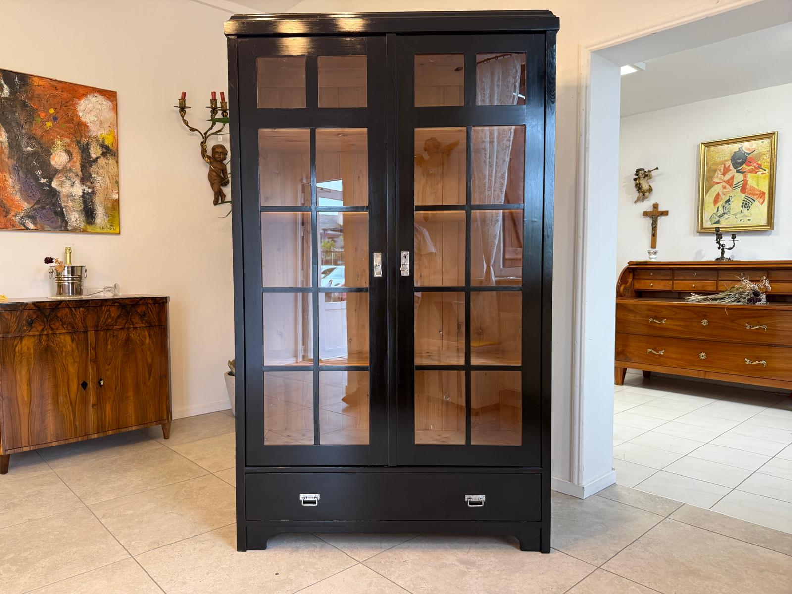 Sale Restaurierte Jugendstil Vitrine Bücherschrank Vitrinenschrank Schwarz Antik G2044