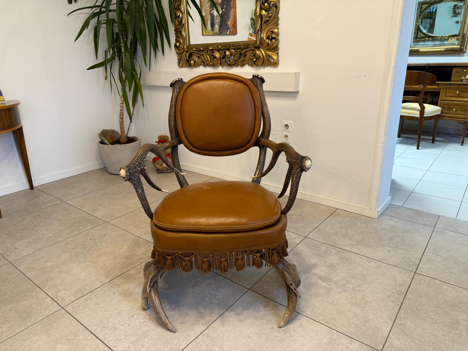 Antiker Jagdsessel geweihstuhl Sessel Traumstuhl G2322