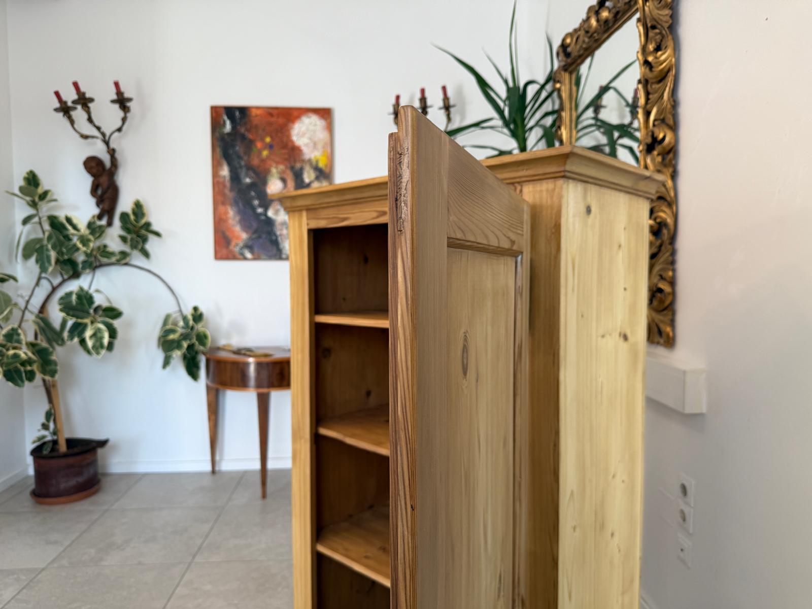 Bäuerliches Biedermeier Bauernschrank Halbschrank Vertiko G2201