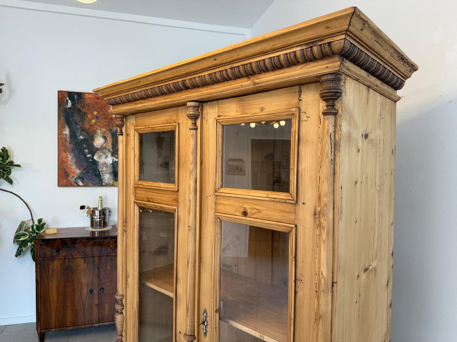 Restaurierte Gründerzeit Bauernvitrine Bauernschrank Originale G2032