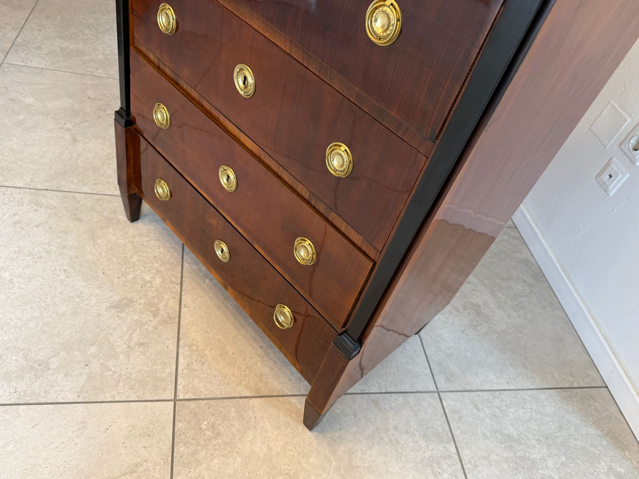 Sale Restaurierte Biedermeier Wochenkommode Nussholz Antiquität D1108