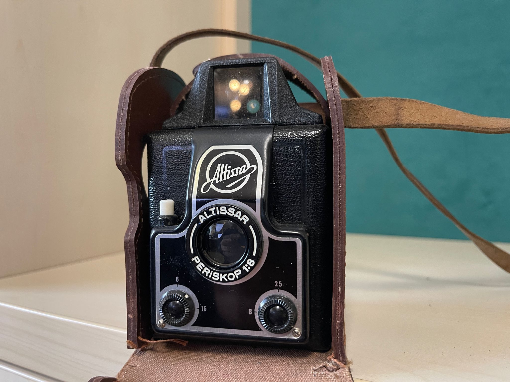 Altissa Altissar Periskop f:8 – DDR-Boxkamera mit Originaltasche Foto6