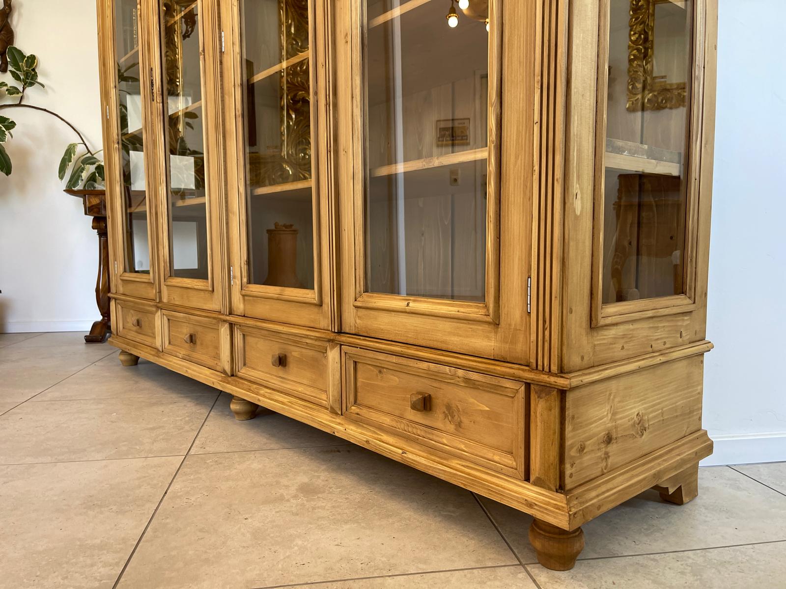 Bäuerliche Glas Vitrine Glasschrank Naturholz Bücherschrank Weichholz G1646