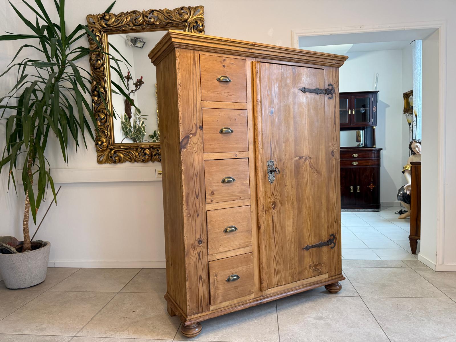 Barocker Brotschrank Almerschrank Vorratsschrank Bauernkasten Antik D1119