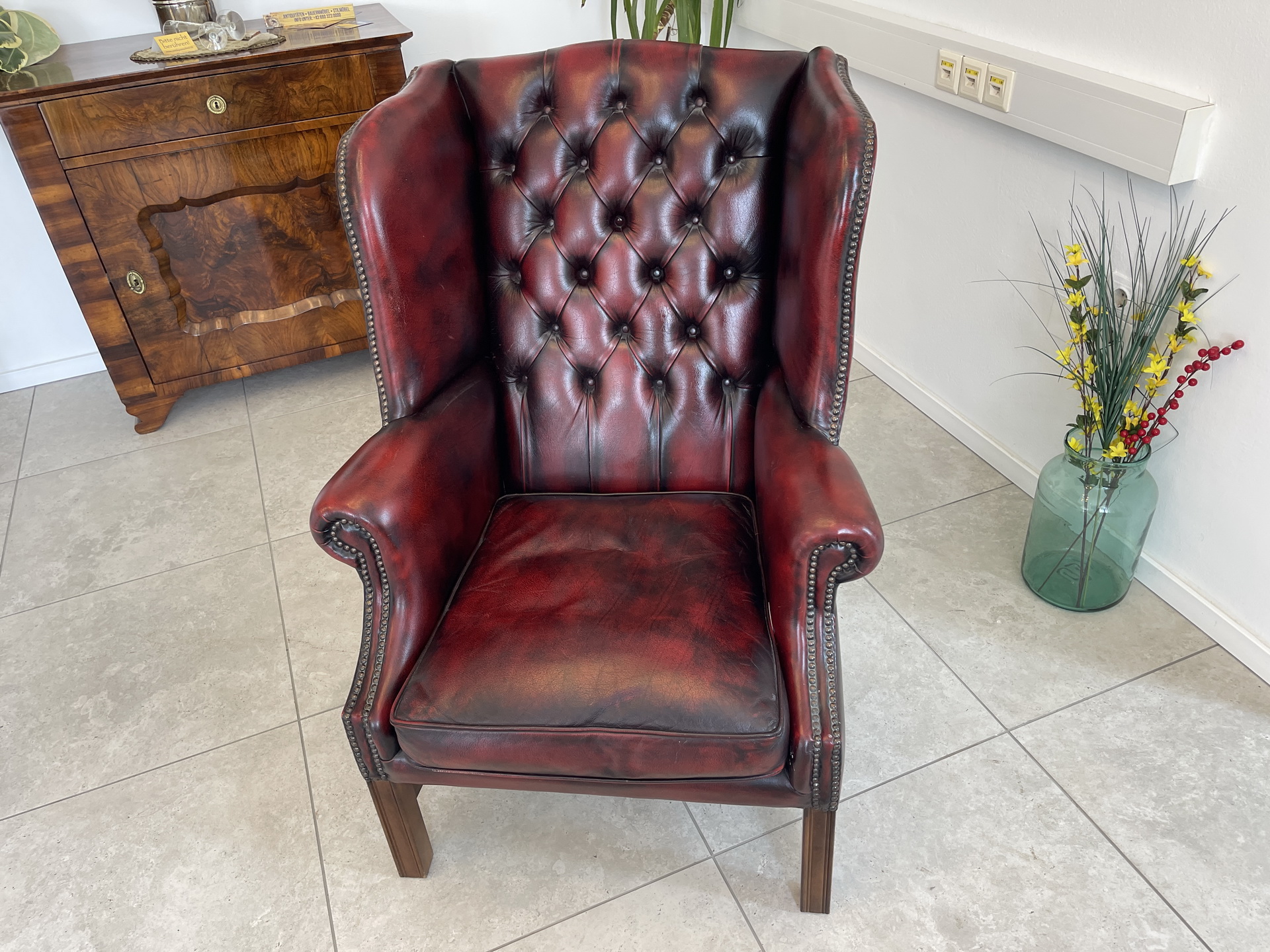 IMG_8180 Chesterfield Ohrenfauteuil Clubfauteuil Sessel A4398