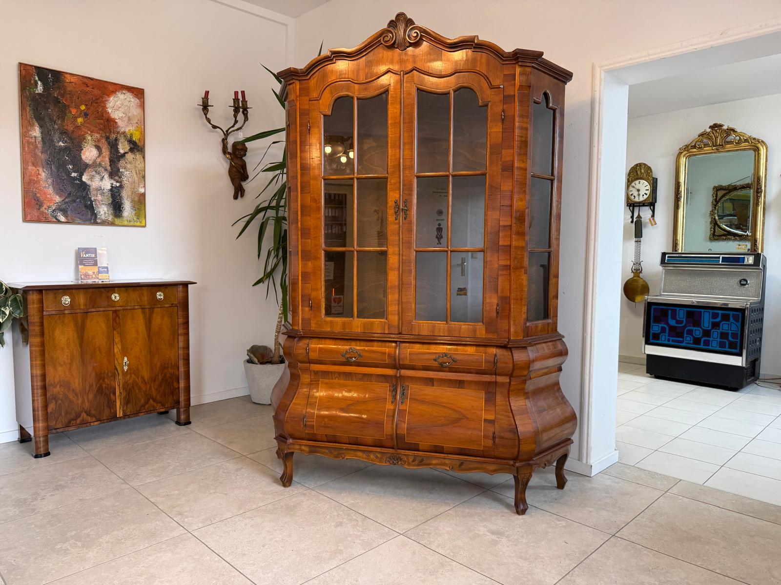 Barockstil Vitrine Intarsiert Nussholz Bücherschrank Stilschrank D2305