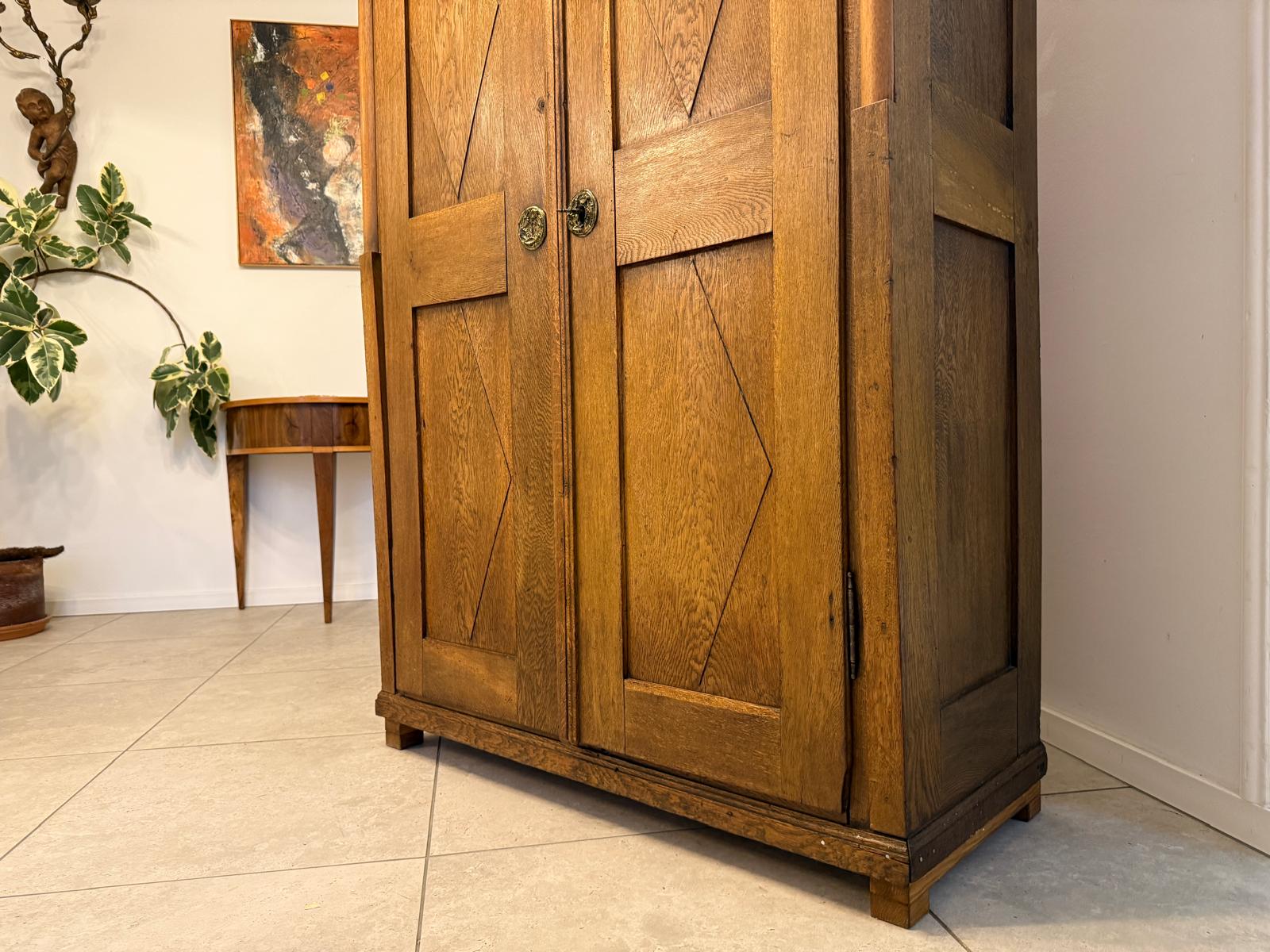 Originaler Eichenschrank Rauchschrank Kasten um 1820 G2258