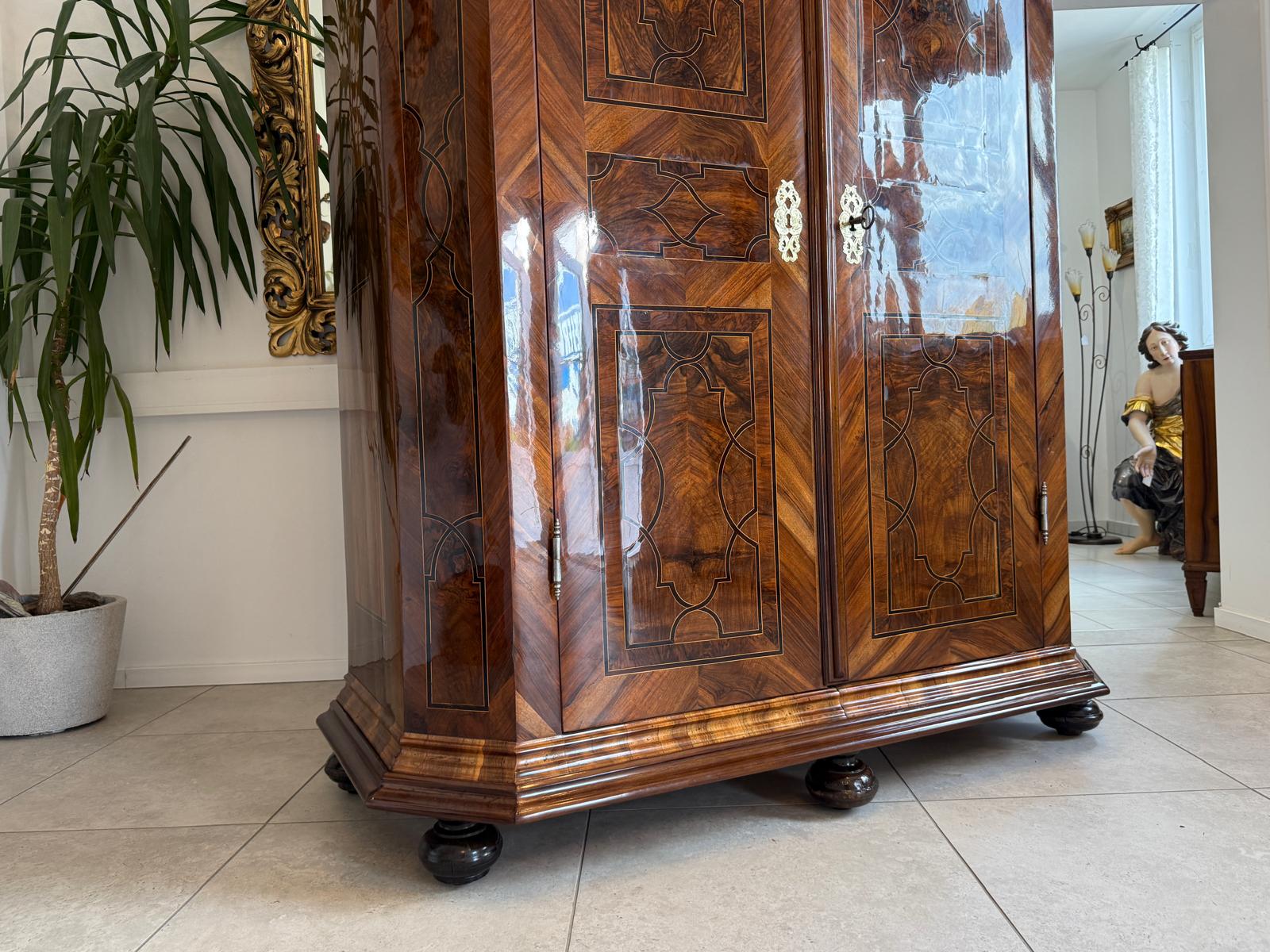 Barocker Hallenschrank Barockschrank Maria Theresienschrank Antiquitäte D2375