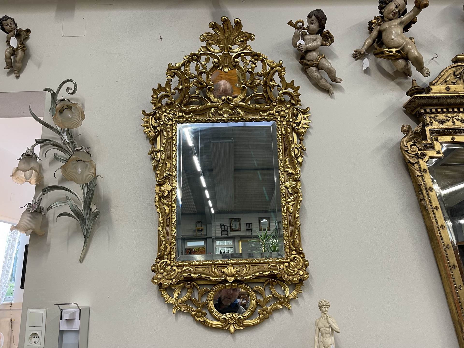 Biedermeier-Barock_130uOPRHgPlIqrh7 Florentinerspiegel Ritterspiegel Akanthusblattschnitzkunst i2089