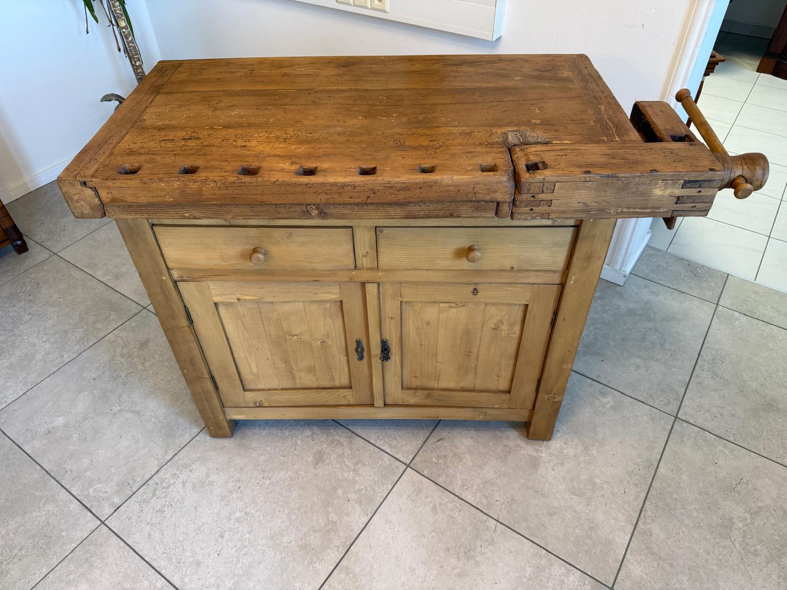 Holzbank aus Eiche & Fichte | Unikat aus altem Holz | IFANTIK D2877