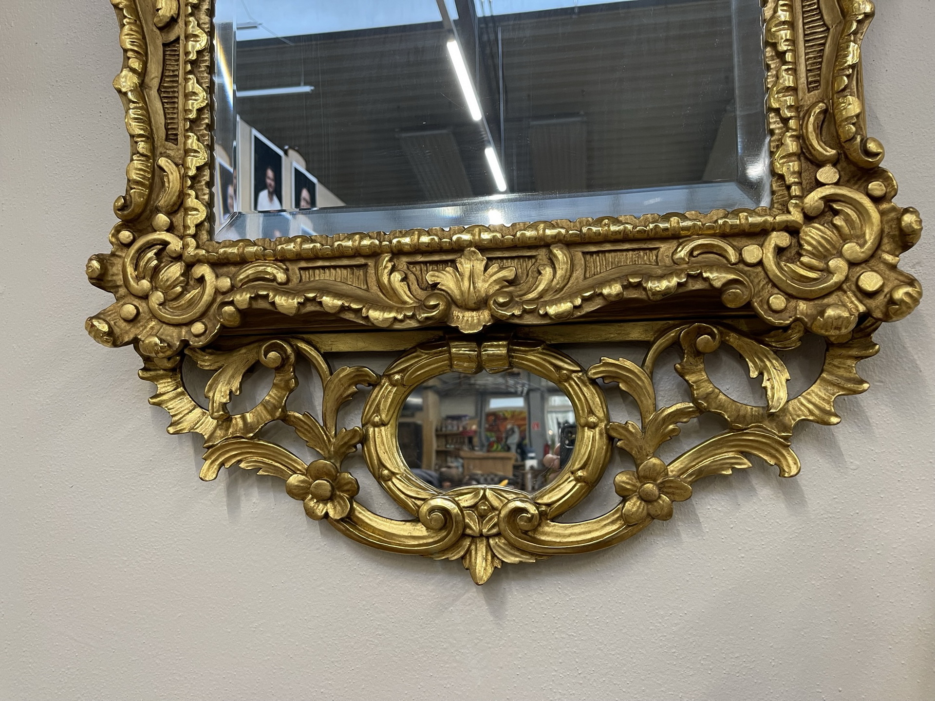 Biedermeier-Barock_131qKFSMtYXGFb9u Florentinerspiegel Ritterspiegel Akanthusblattschnitzkunst i2089