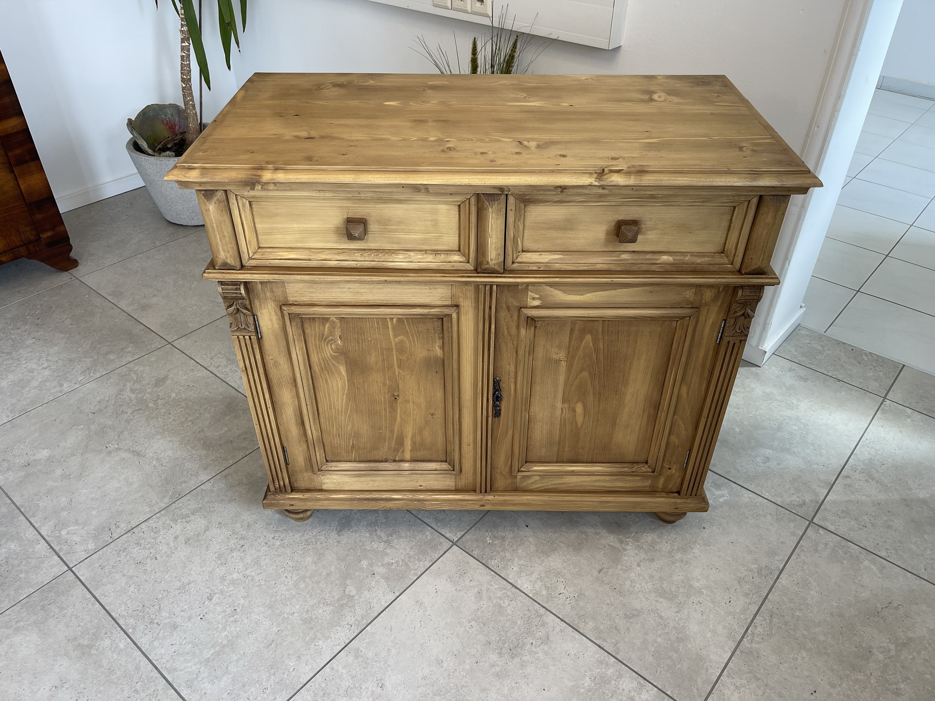 biedermeier_174giZTc8mIBowb3 Bäuerliche Anrichte Kommode Kasterl A4313