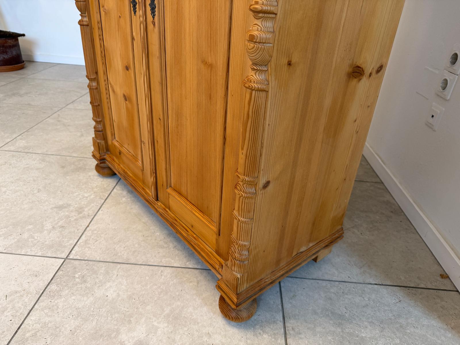 Bäuerliches Vertiko Bücherschrank Aufsatzschrank Weichholz Antik D1064-1