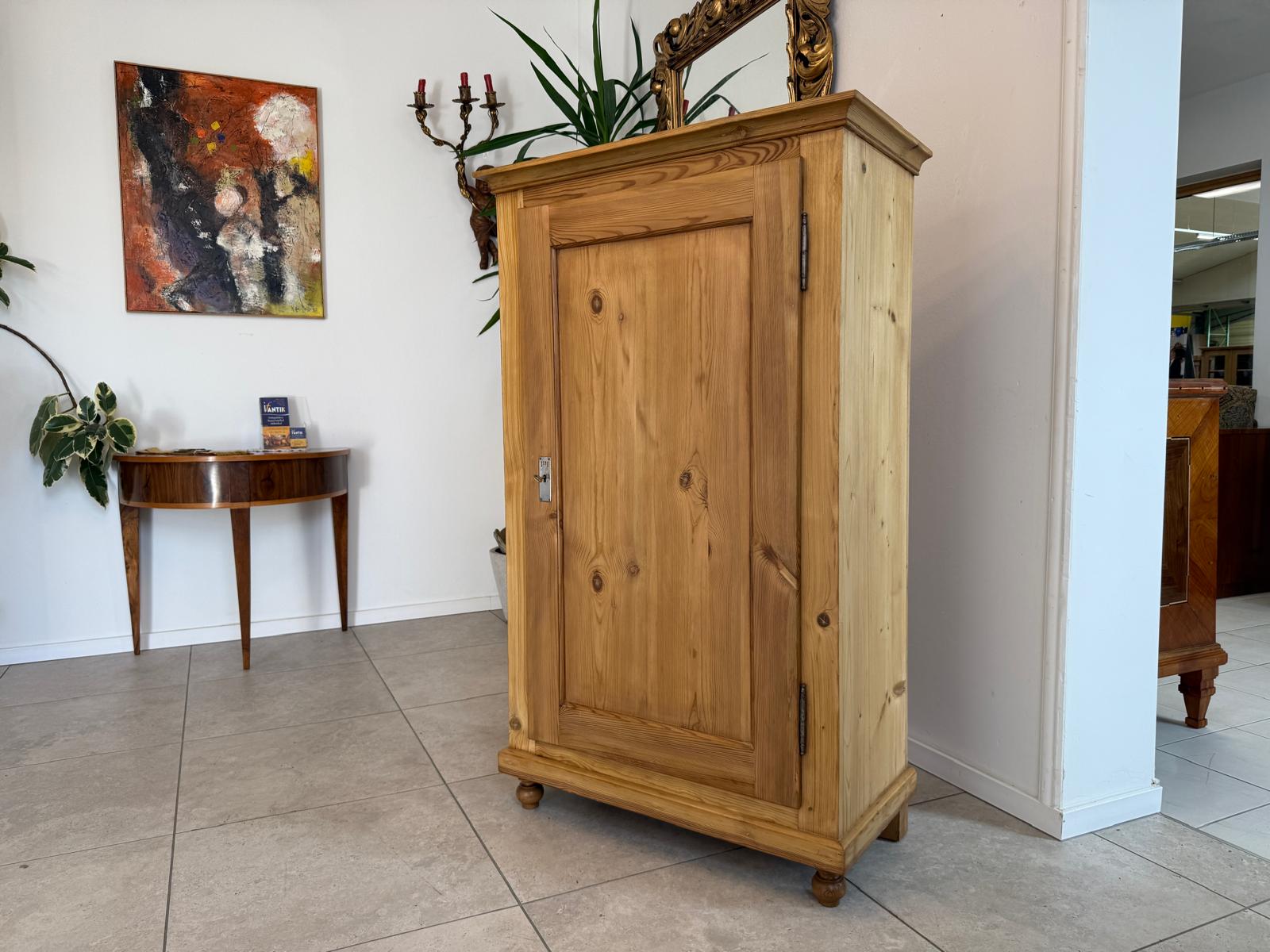 Bäuerliches Biedermeier Bauernschrank Halbschrank Vertiko G2201