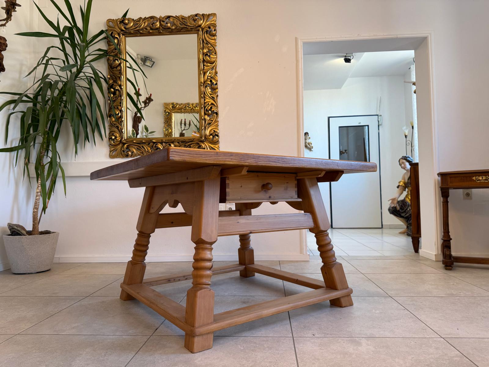 Jogltisch Bauerntisch Eichenholz Hüttentisch Bauernmöbel G2276