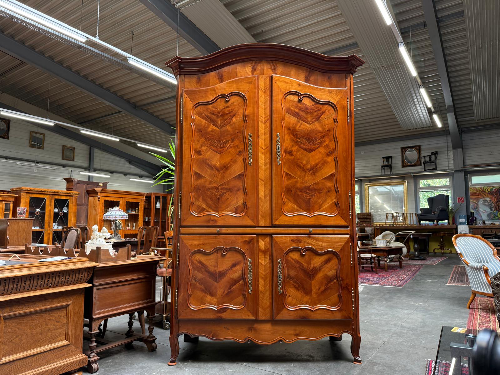 Kabinettschrank um 1800 – viertürig, Nussbaum, Originalzustand Antiquität ifantik G2036