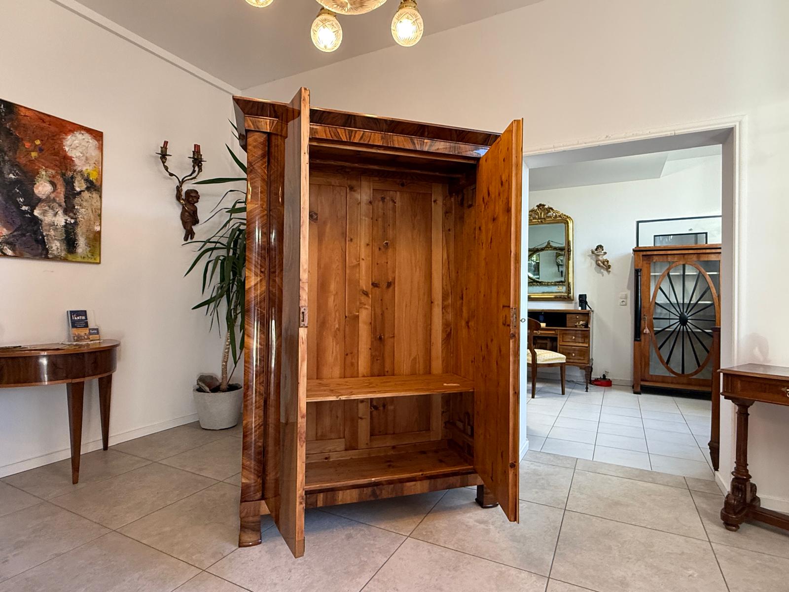 Sale Restaurierter Biedermeier Schrank Kleiderkasten Hallenschrank G2347