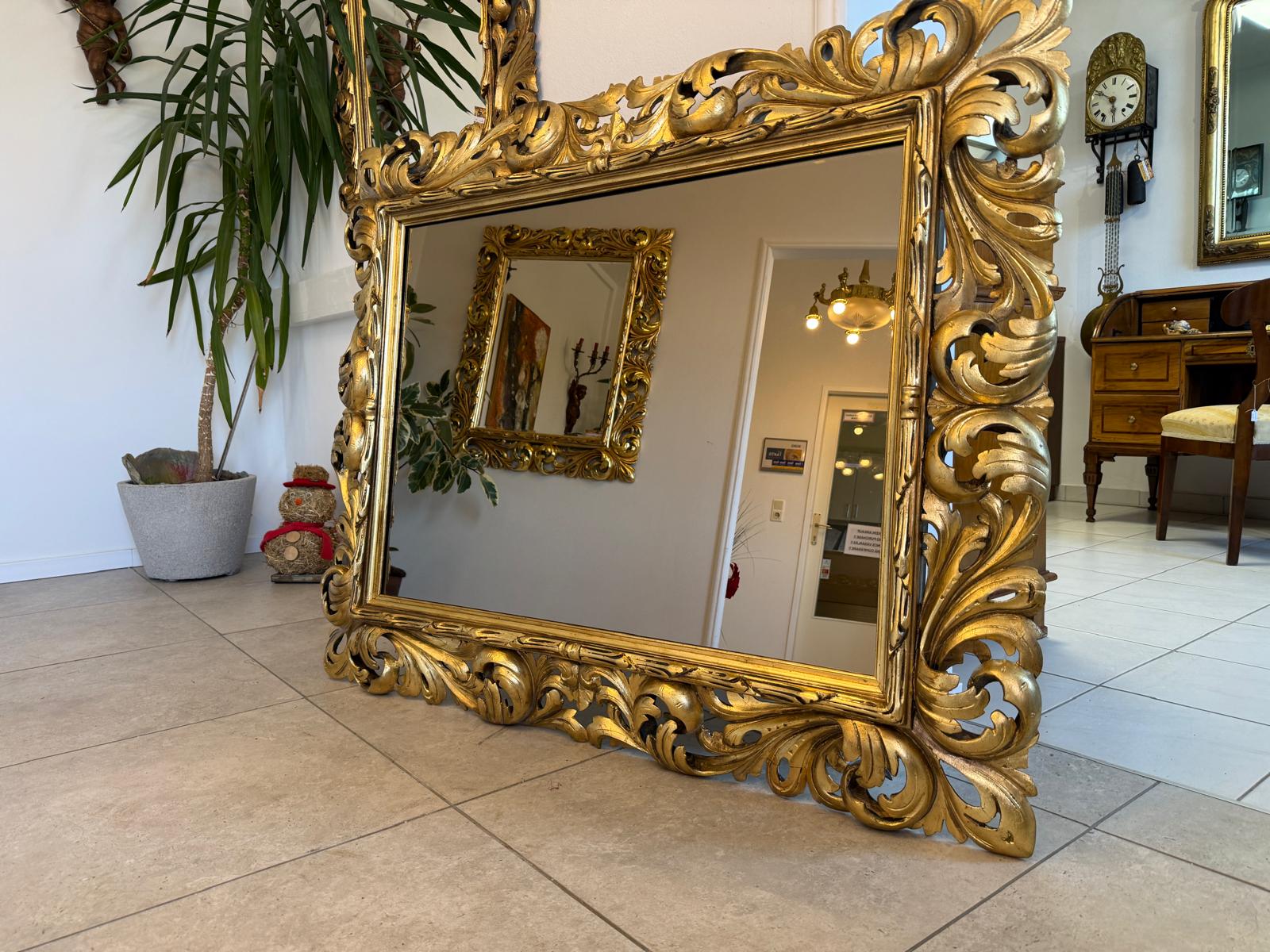 SALE Florentiner Spiegel Akanthusblattschnitzkunst Holzschnitzkunst Traum G2405