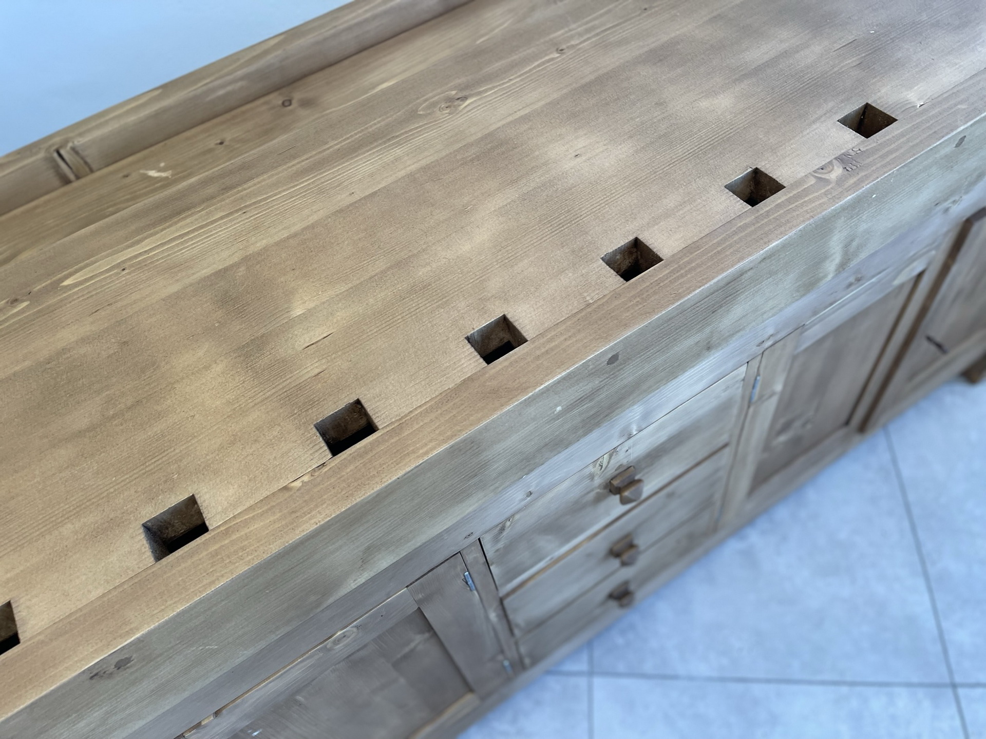 Schreibtisch-Sofa-Pult_14 schwere urige Hobelbank,Werkbank Ladentisch i1382