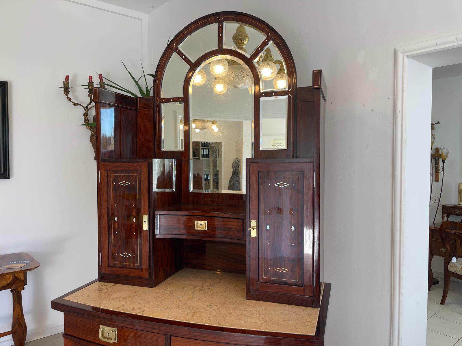 Sale Restauriertes Jugendstil Designerbuffet Aufsatzbuffet Schellack Antiquität G1377-1
