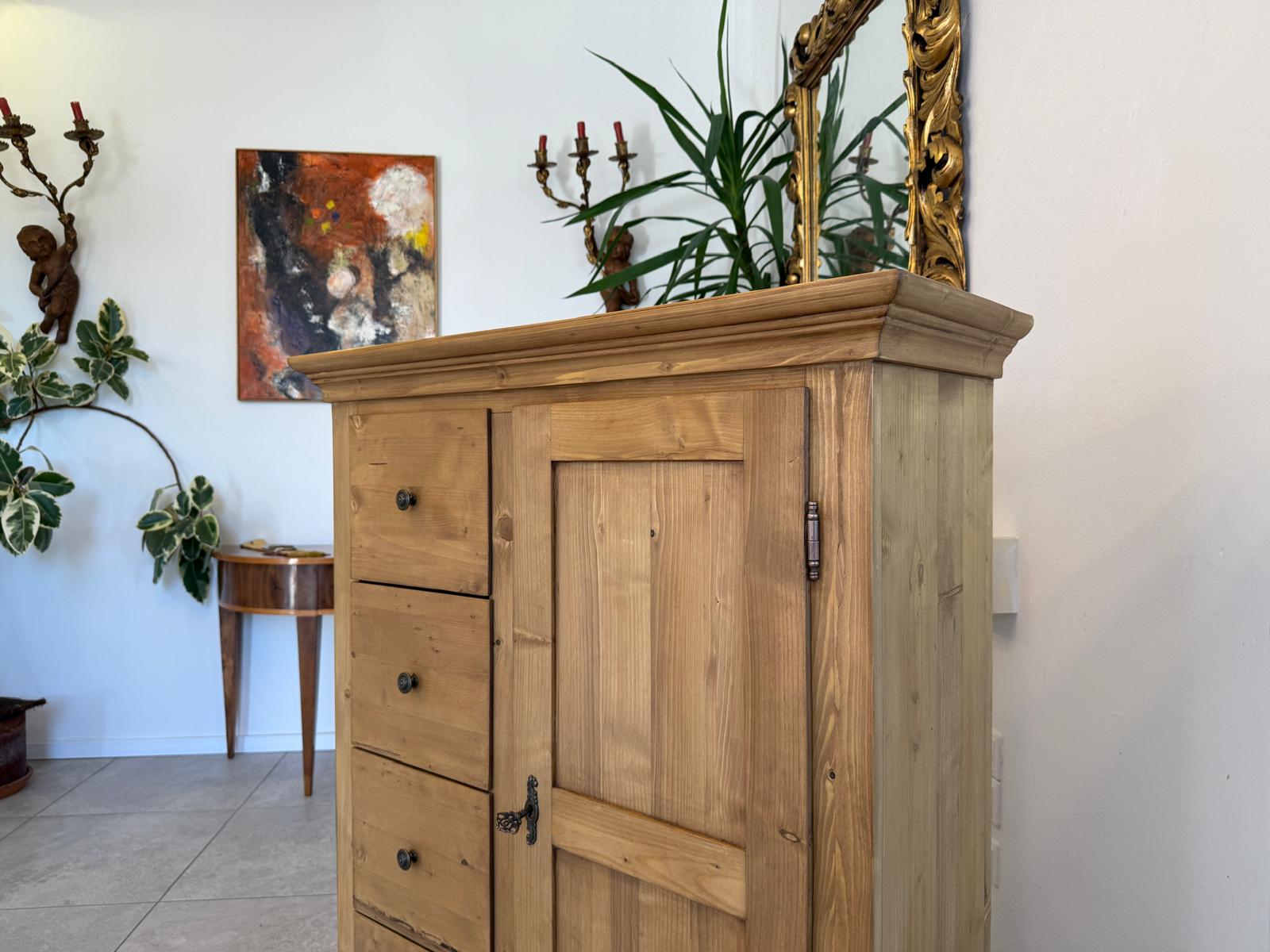 Brotschrank Almerschrank Speiskasten Bauernkasten Naturholzschrank G2182-1