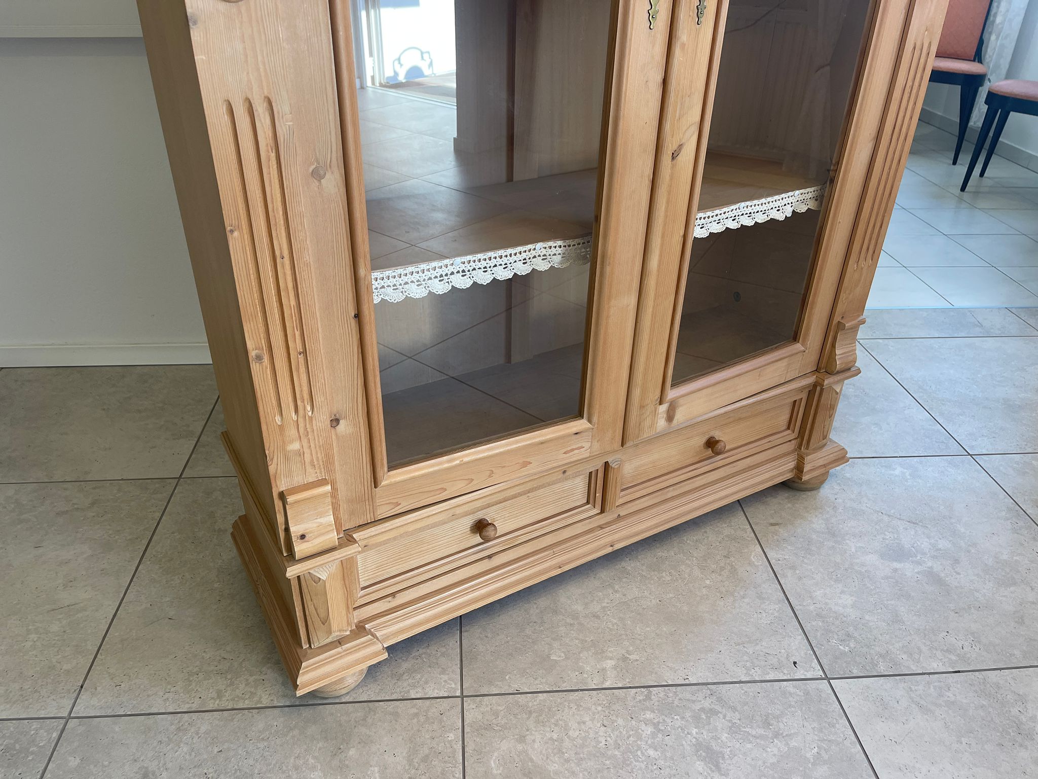Bäuerliche Vitrine Naturholz Bücherschrank A5137