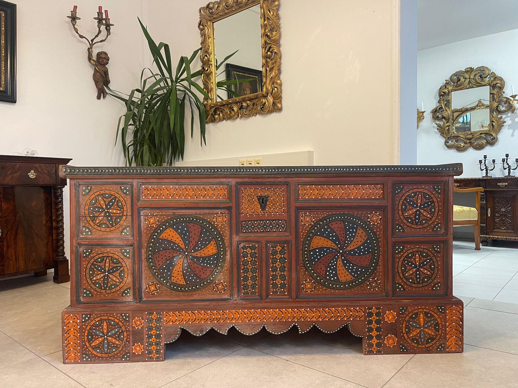 b2d1e9e3-fd9b-482e-9a16-dea90feebec9 Sale Alte Biedermeier Truhe Bauerntruhe Kastentruhe A5002