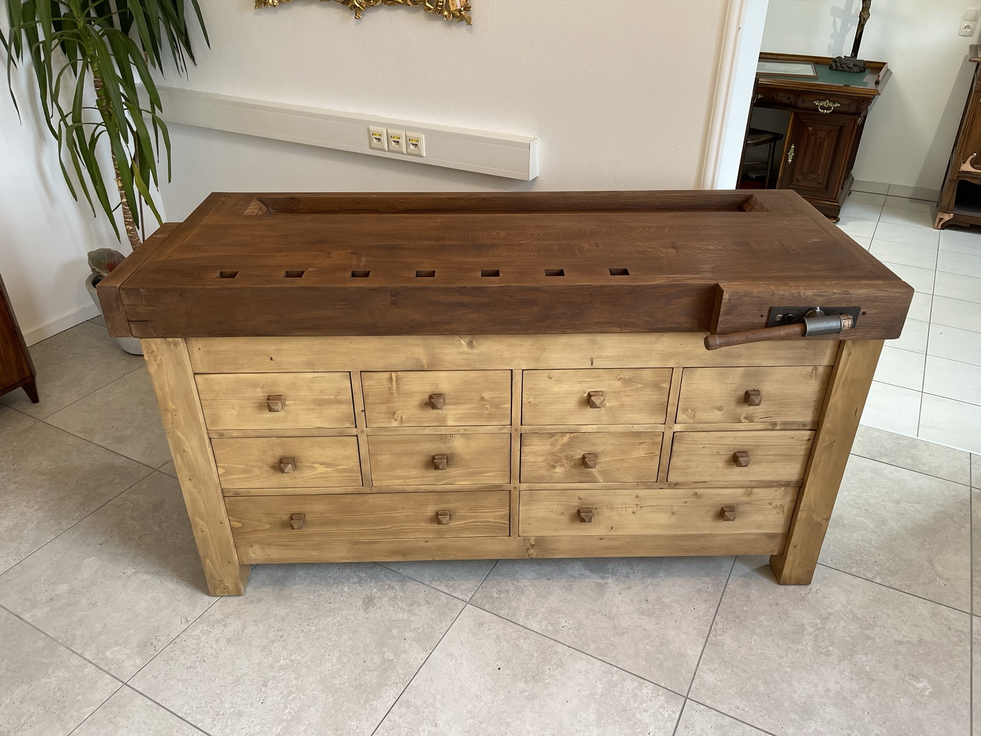 barock-biedermeier_113fWQ5iyBUCxCHO Urige Antike Hobelbank, Alte Werkbank aus Eichenholz mit Ladenelement B1192