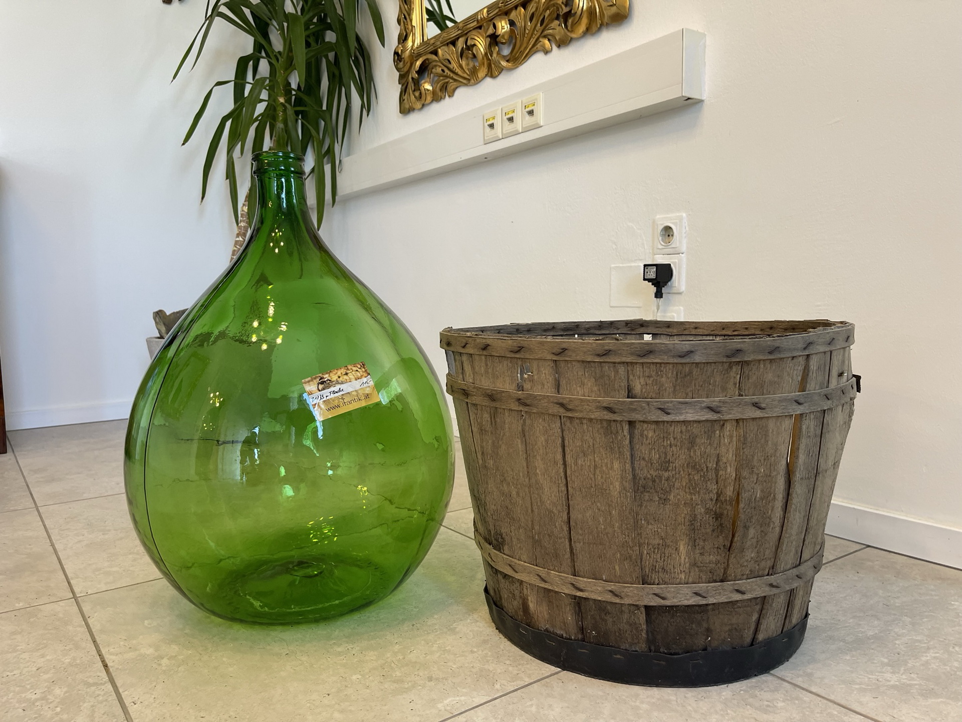 bauernstube_68rySC1HK7HbbRG Alte Ballonflasche Weinballon, Gärballon, Ballonflasche B1733FL