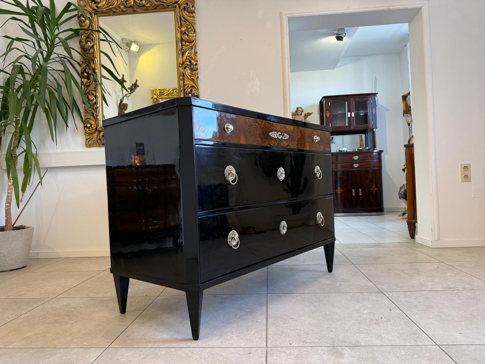 Restaurierte Biedermeier Kommode 3 Ladenkommode Nussholz Antiquität D1175