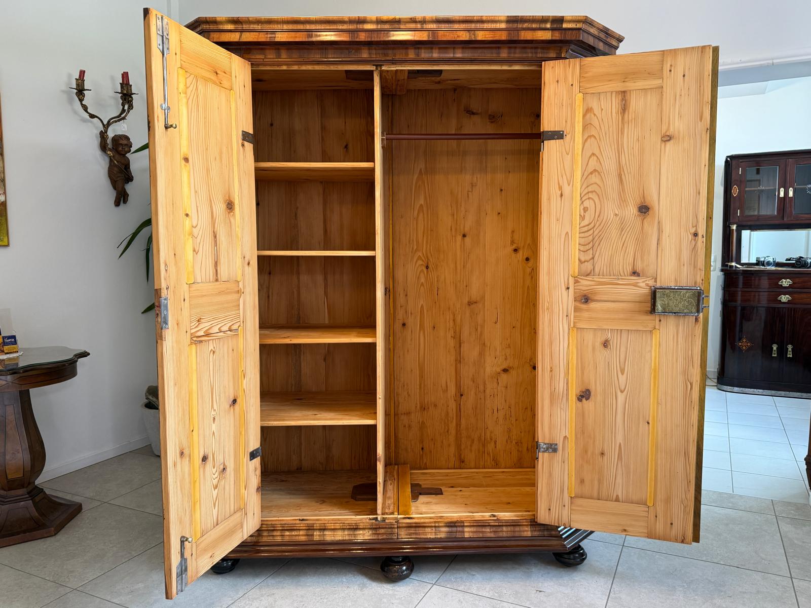 Barocker Hallenschrank Barockschrank Maria Theresienschrank Antiquitäte D2375