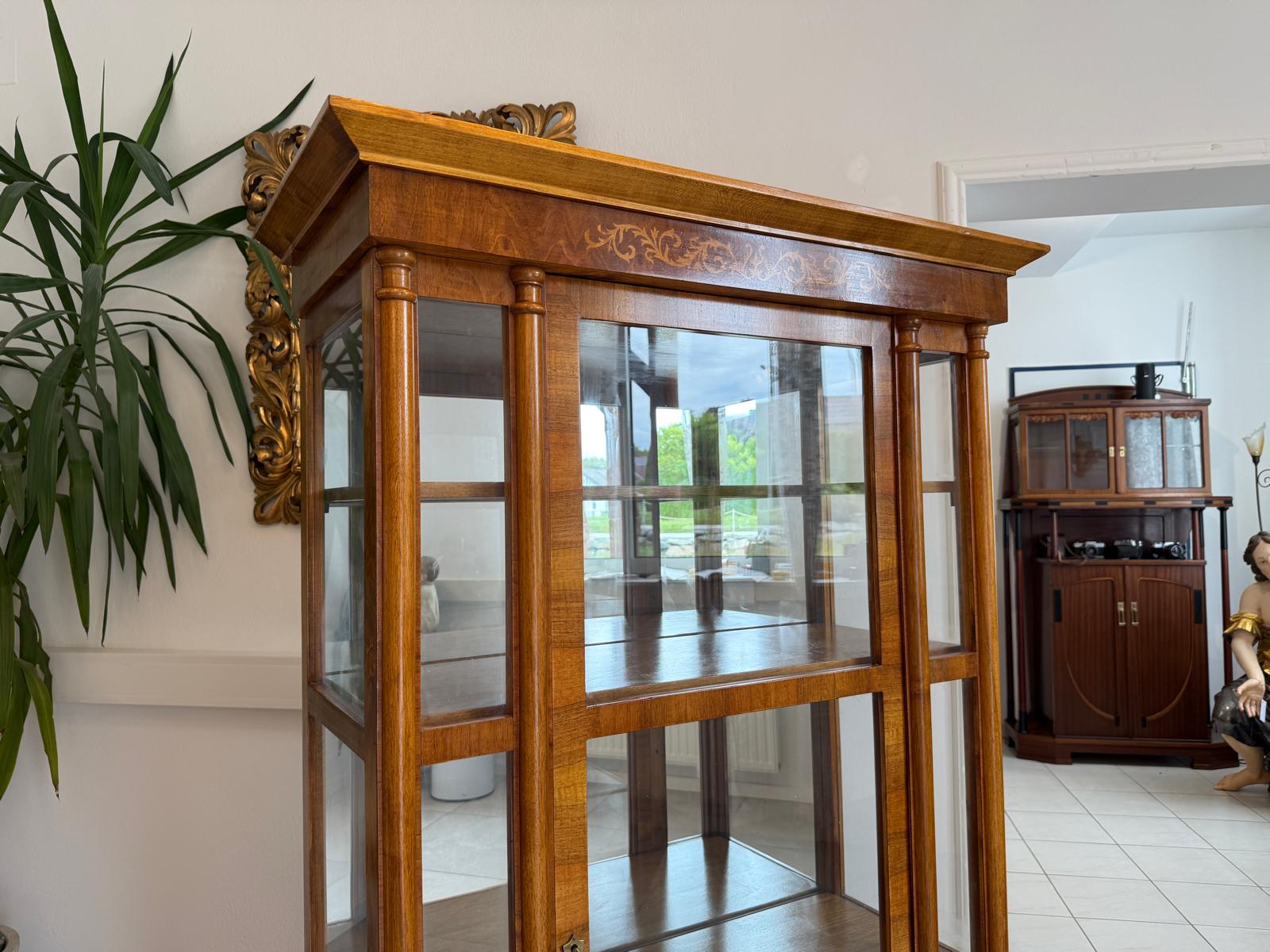 Vitrine im Biedermeier Stil Bücherschrank Glasschrank Edel G1884