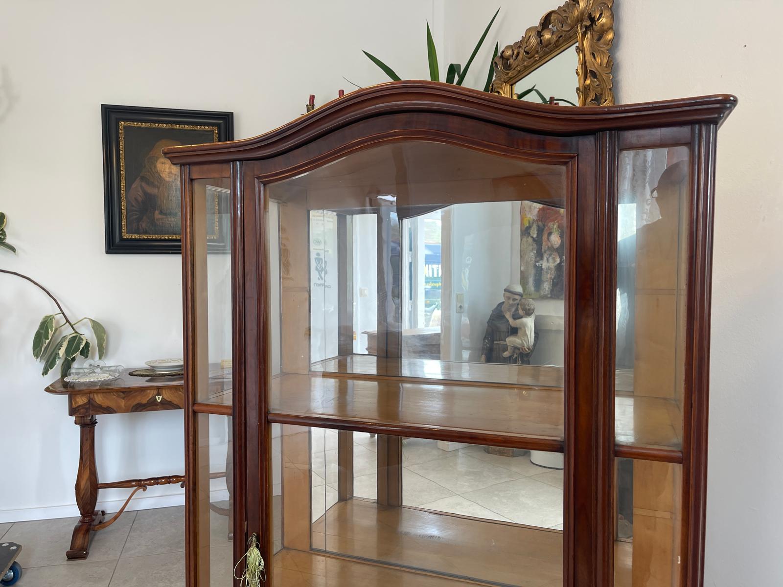 Originale antike Biedermeier Vitrinenschrank Glasschrank Nussholz Antiquiät G1617