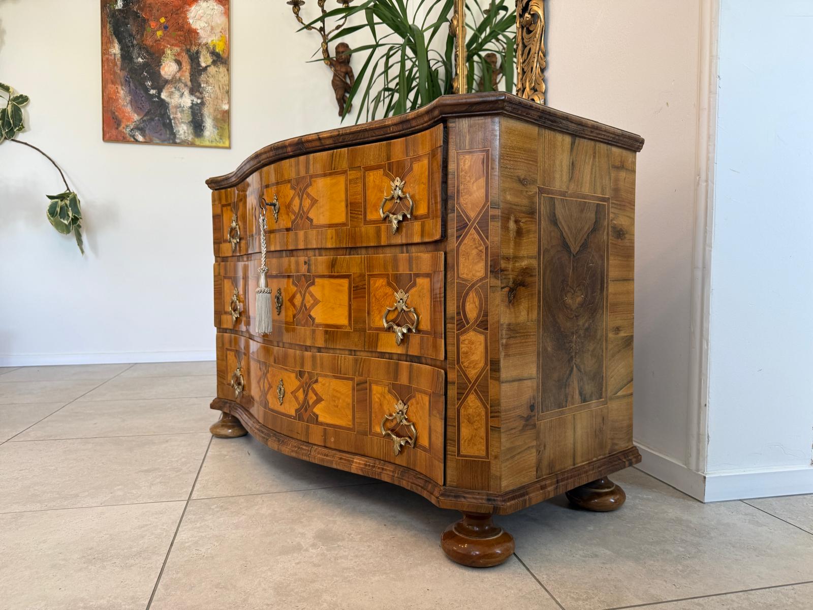 Barockkommode Original Nussfurniert Antiquität Restauriert D2601