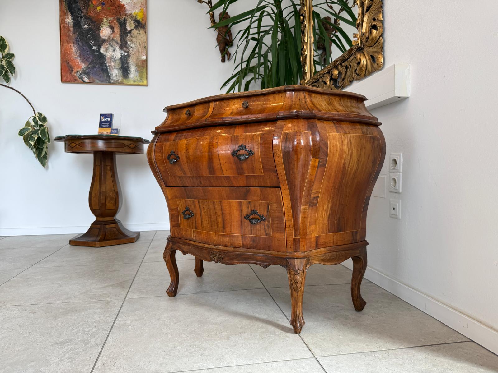 Barockstilkommode 4 Laden Kommode Marketerien Nussholz D2366