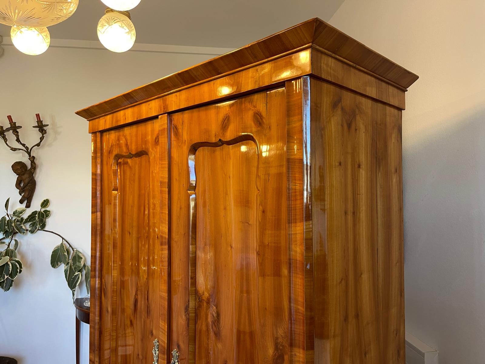 7570732e-3906-498e-85f8-70af39de8763 Sale Original Biedermeier Schrank Kasten Restauriert Kirschholz A5109