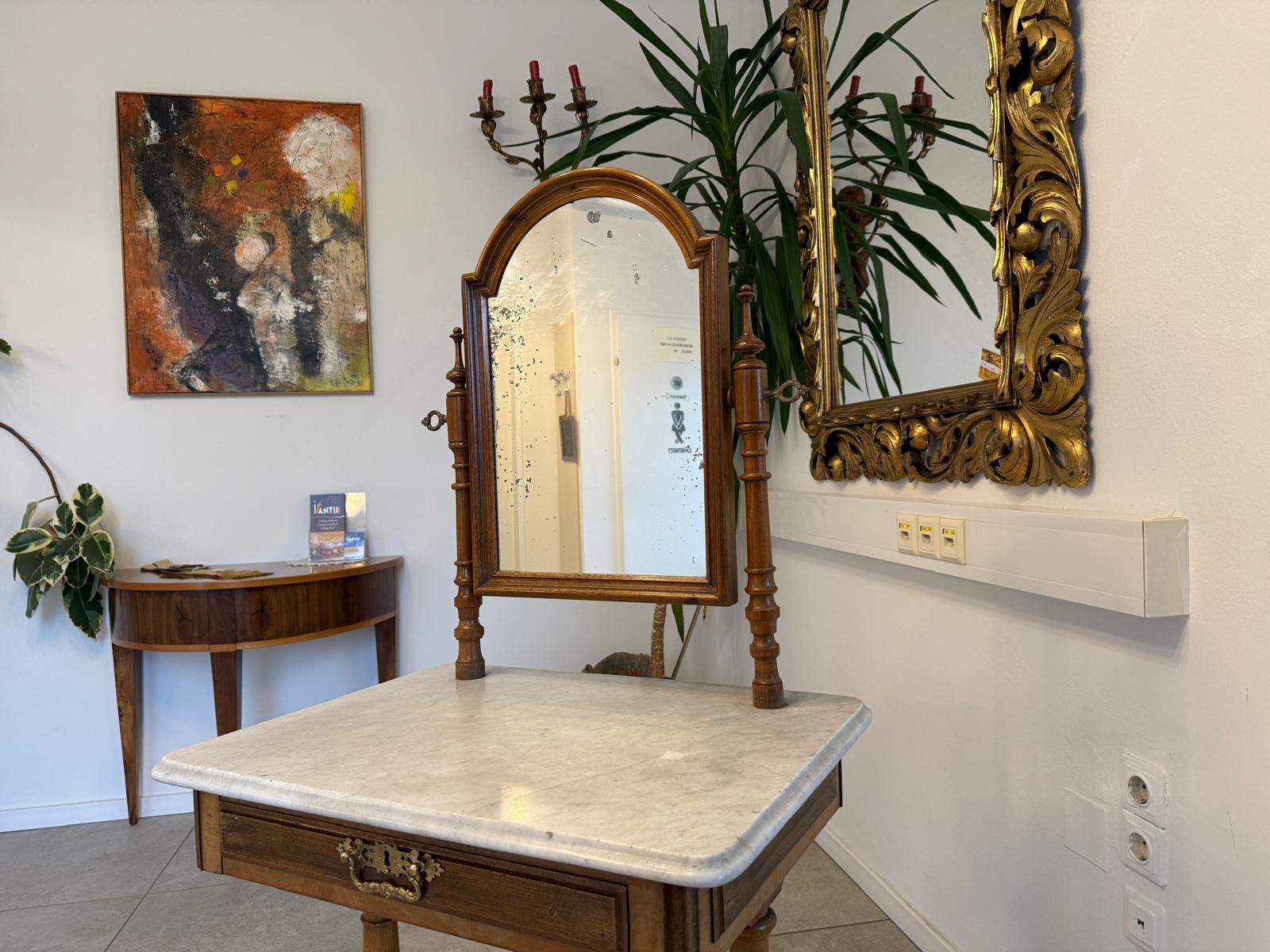 Originaler Altdeutscher Schminktisch Beistelltisch Spieltischerl D1038