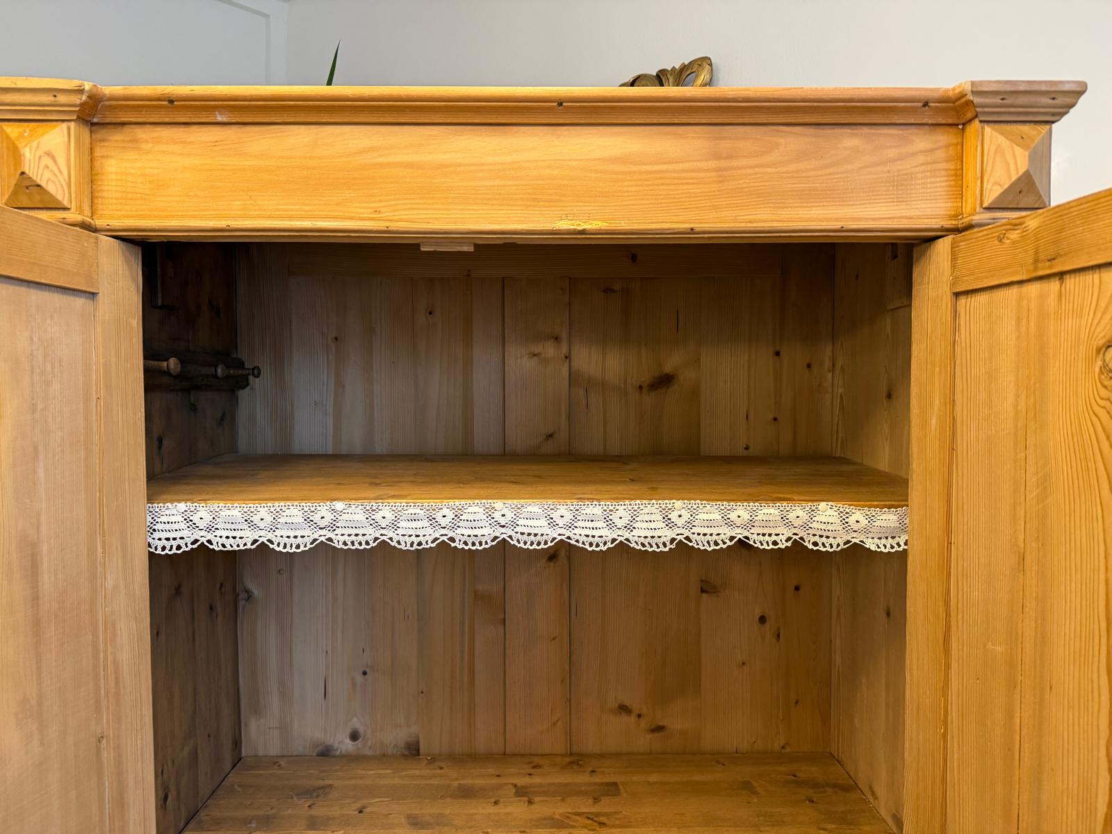 Biedermeier Bauernschrank Naturholzschrank Weichholz D1036