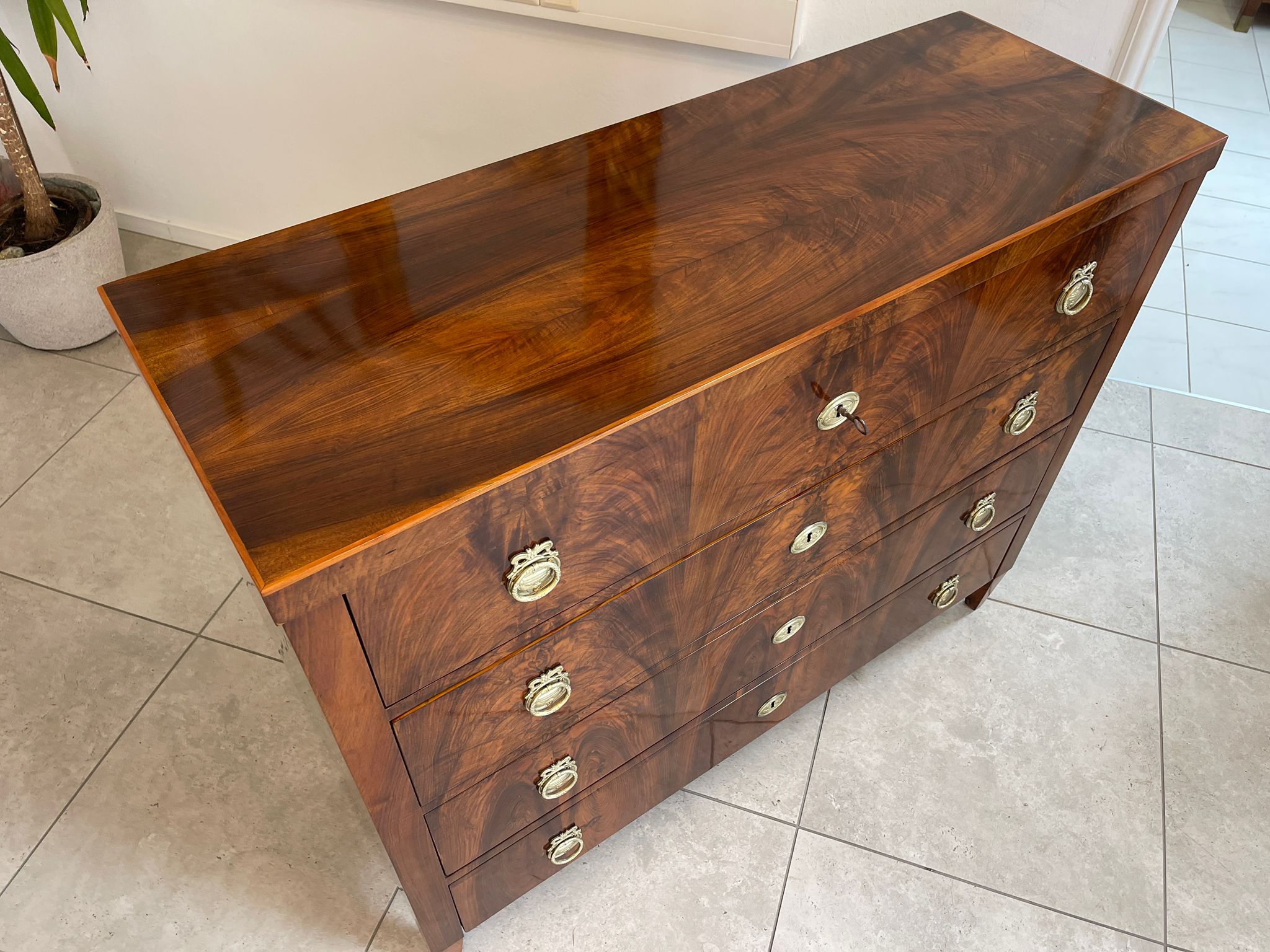 Restaurierte Biedermeier Kommode Sale Antiquität Nussholzfurnier G1681