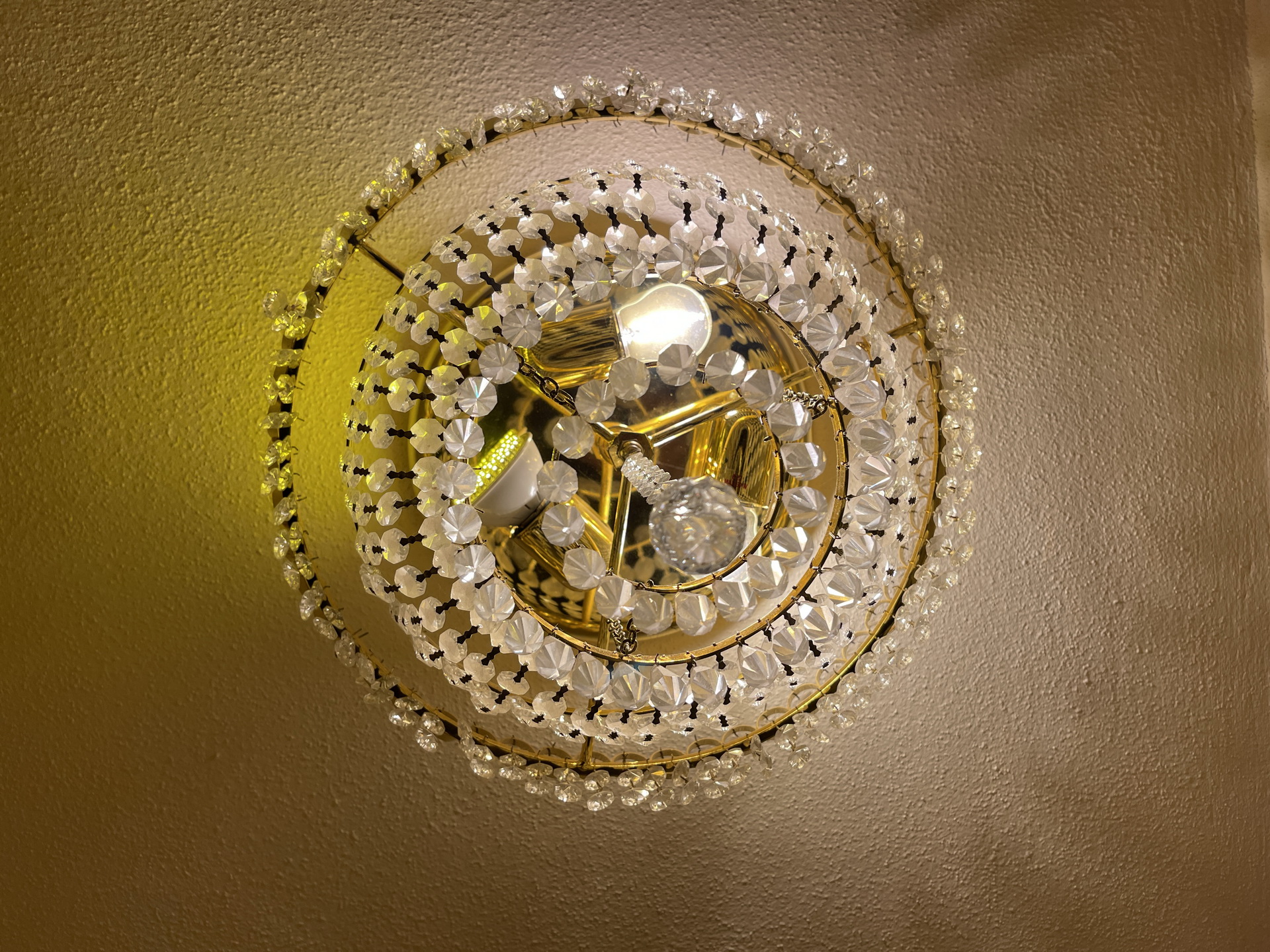 bauernschrank_18n5mzTQh81U6Bo Moderner Glasluster Leuchter Deckenluster W002