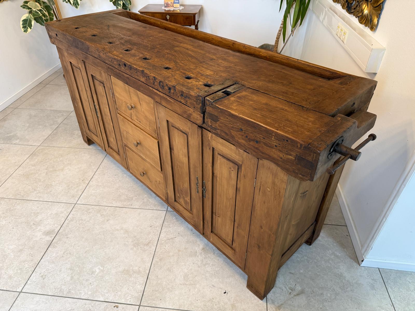 Historische Hobelbank Werkbank Pult Tresen Ladenschrank Designerstück D1247
