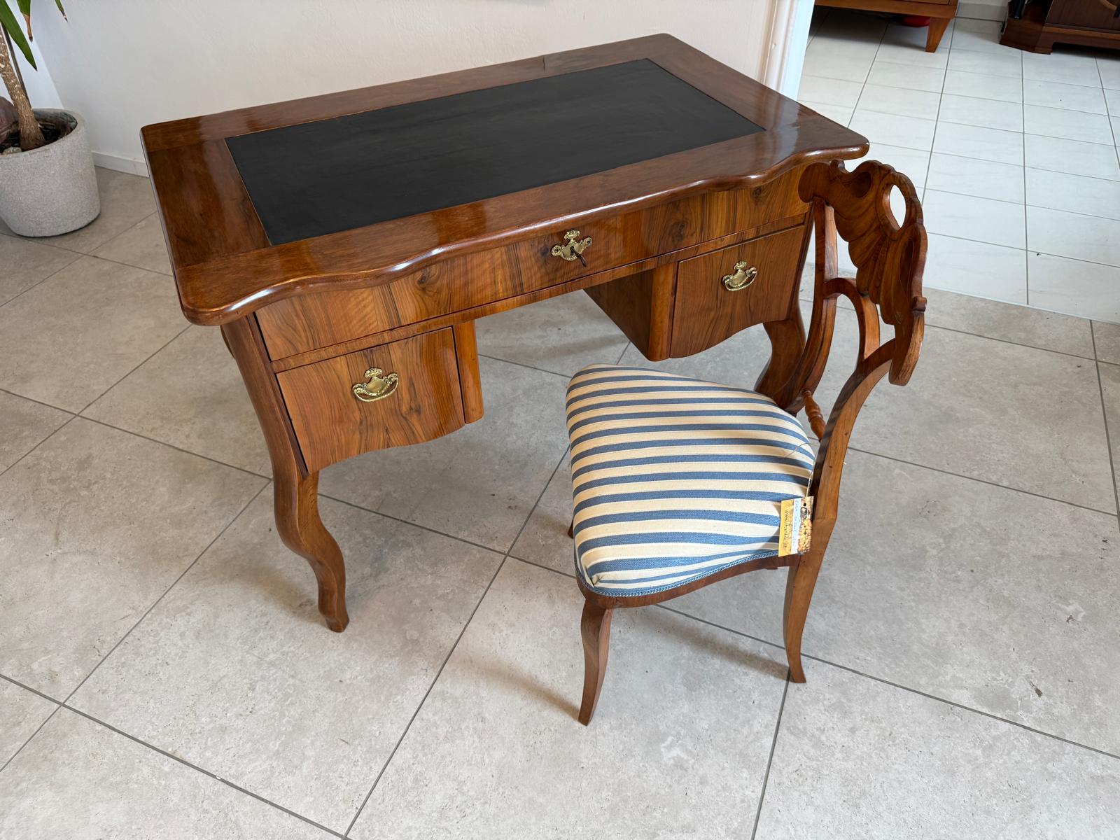 Sale Restaurierter Spätbiedermeier Damen Schreibtisch Sekretär Antiquität G1835-1