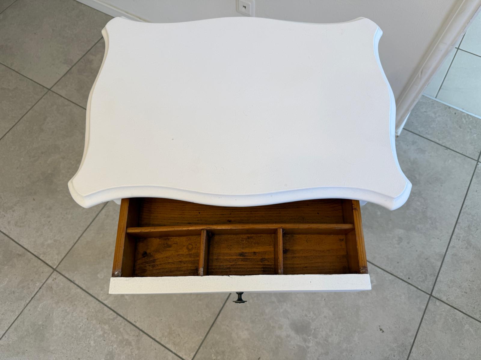 Bäuerliches Biedermeier Nähtischerl Chabby Chic D2334