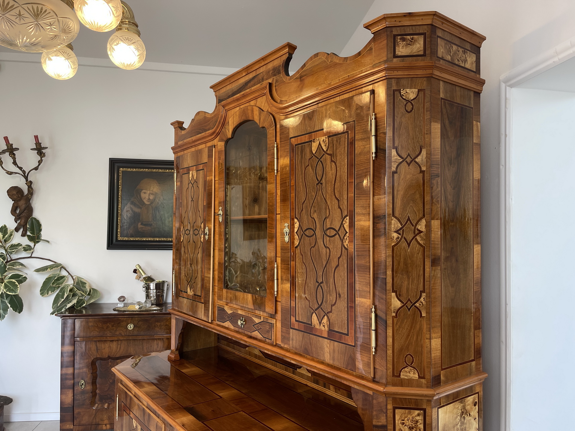 IMG_8679LAQ6pmqUpbNGp Sale Barocke Aufsatzkommode Marketerien Bücherschrank A4423