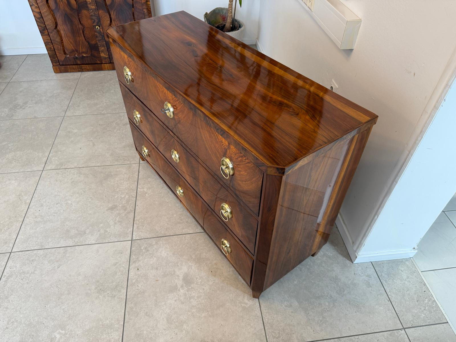 Biedermeier Kommode 3 Ladenkommode Nussholz Antiquität D2480