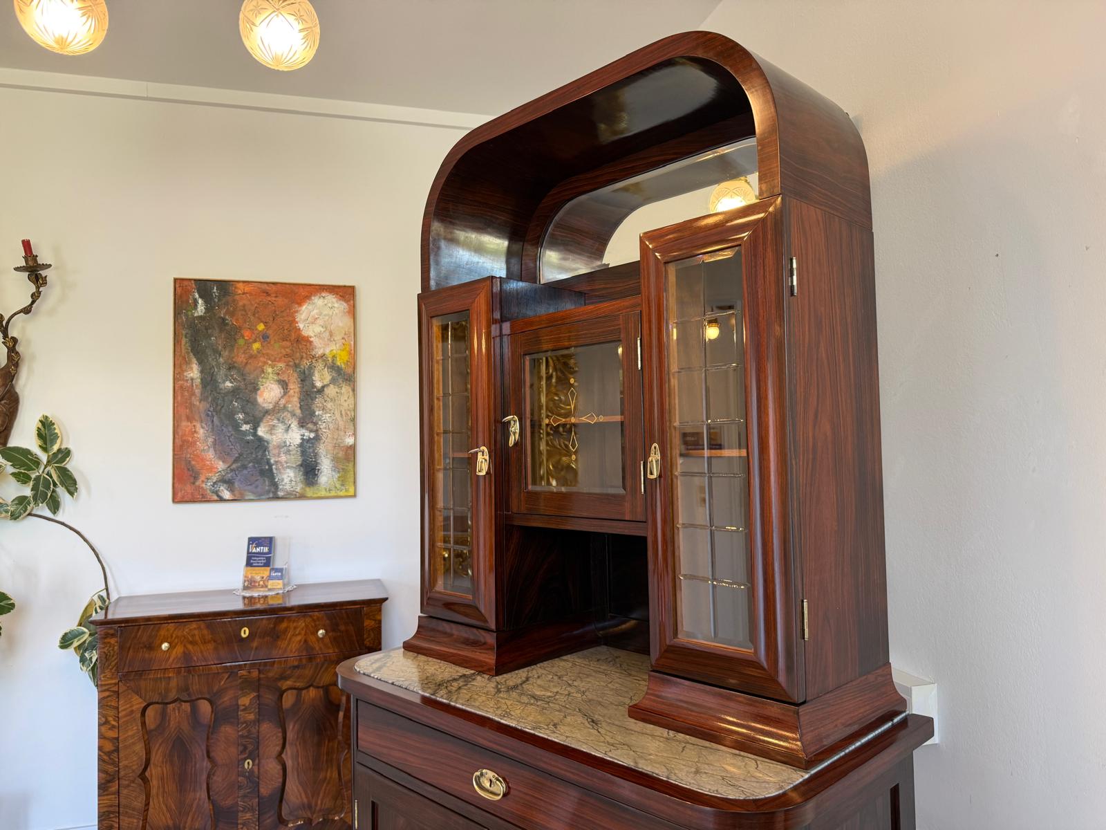 Sale Restauriertes Jugendstil Designerbuffet Aufsatzbuffet Schellack Antiquität D2393