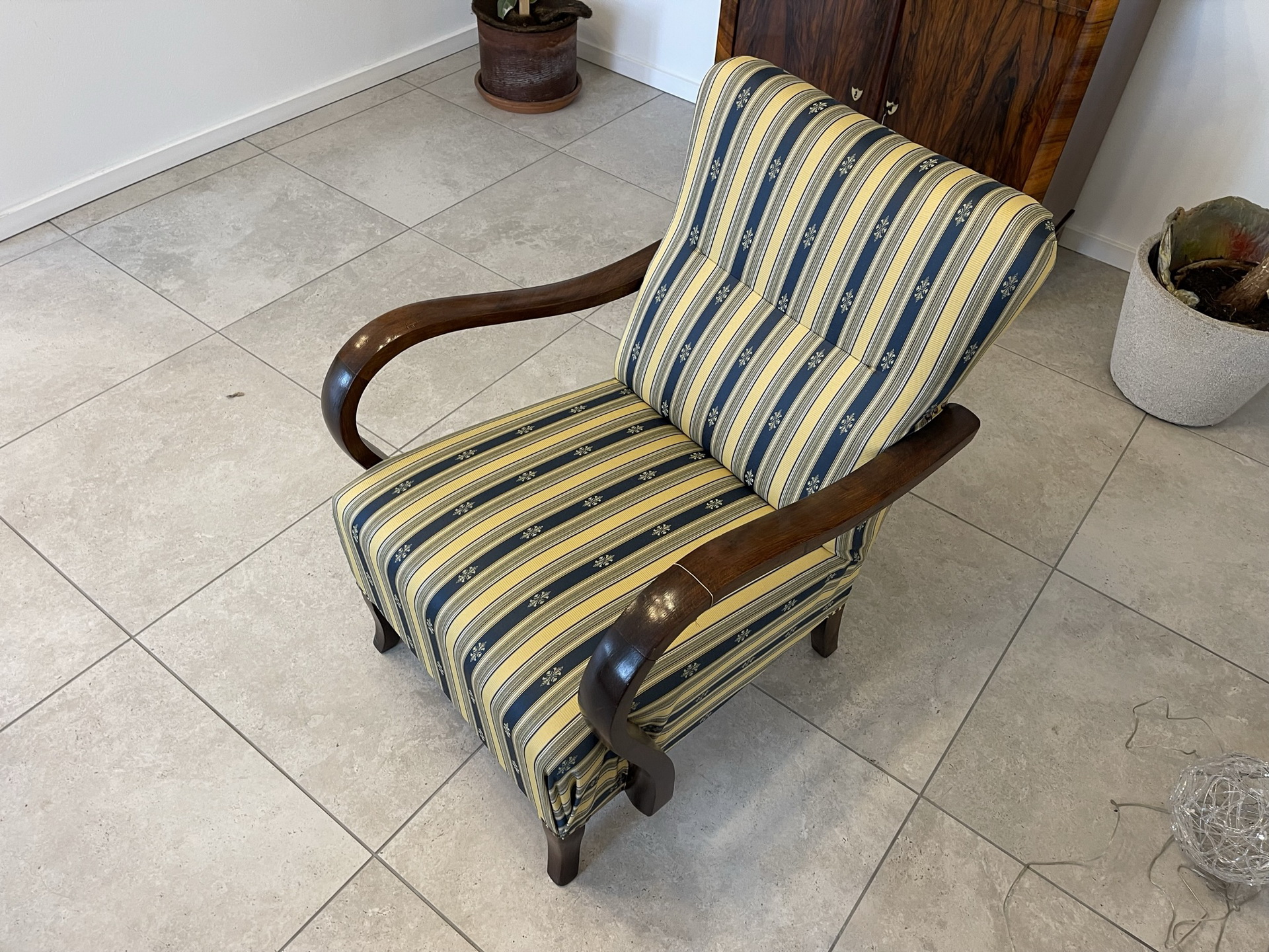Biedermeier-Barock_41wn7Fwxc5CP5Xm Art Deco Fauteuil Armchair Halabala, neu gepolstert, massives Buchenholz, i1754