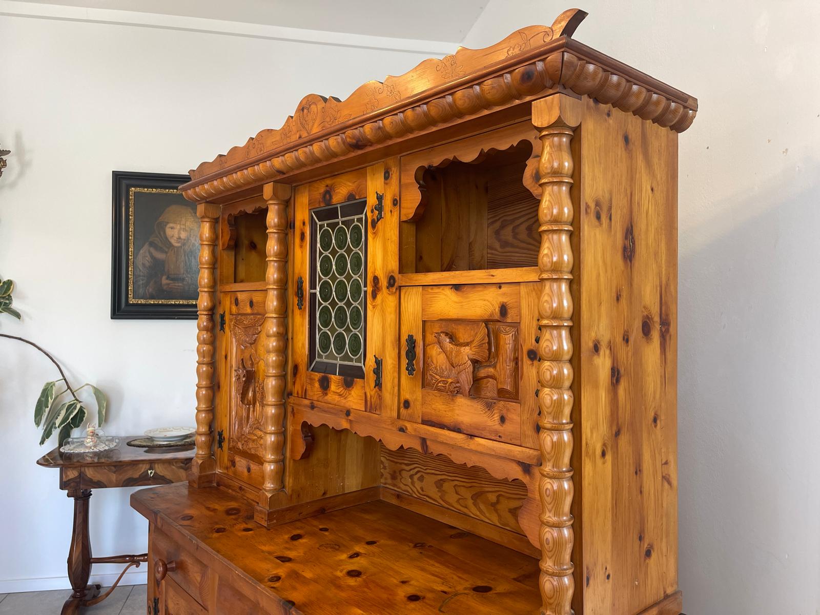 Zirbenholz Kredenz Küchenschrank Bauernkredenz Hirsch Auerhahn G1534