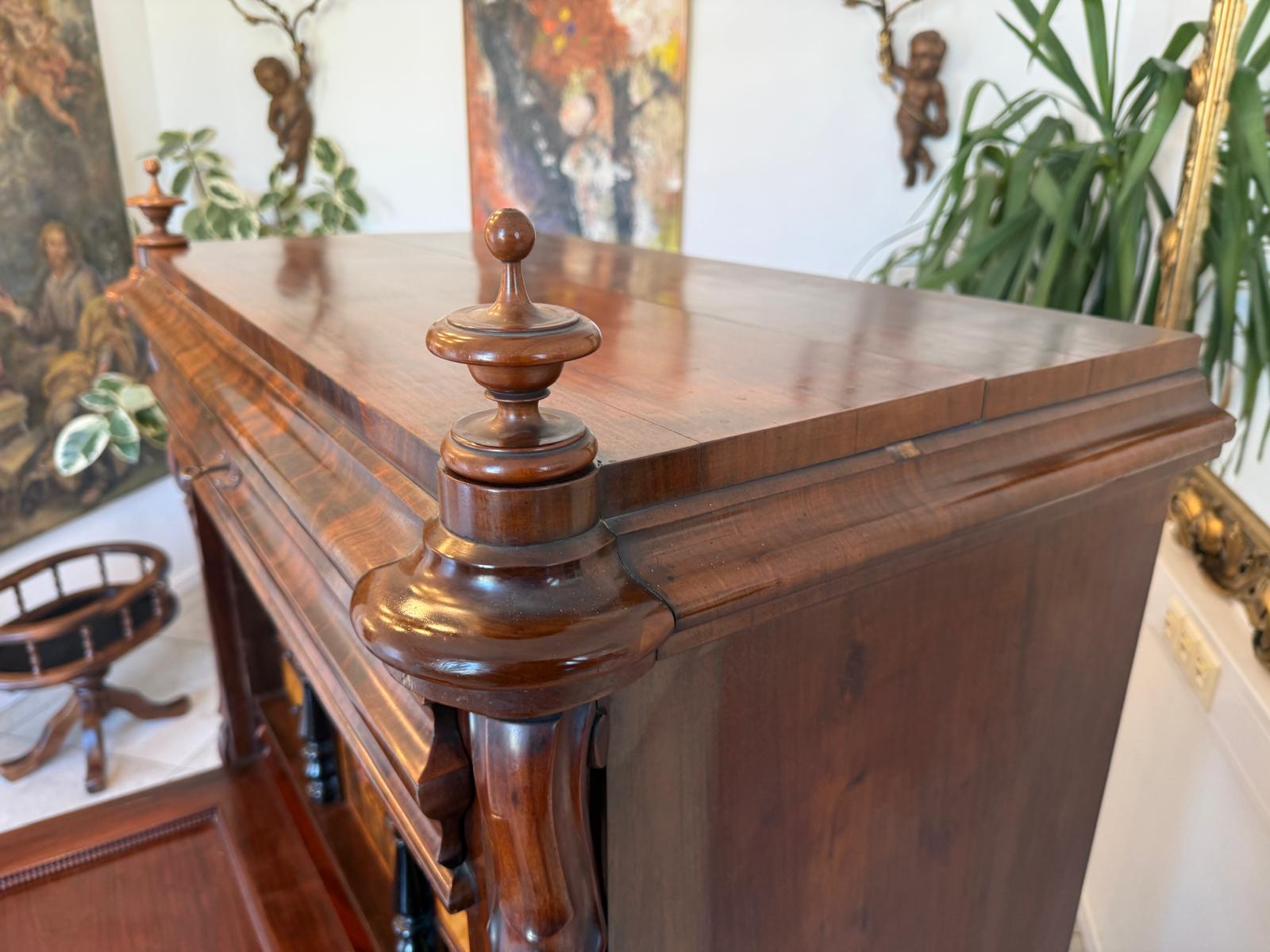 Sale Restaurierter Biedermeier Sekretär Schreibpult Nussholz D2905