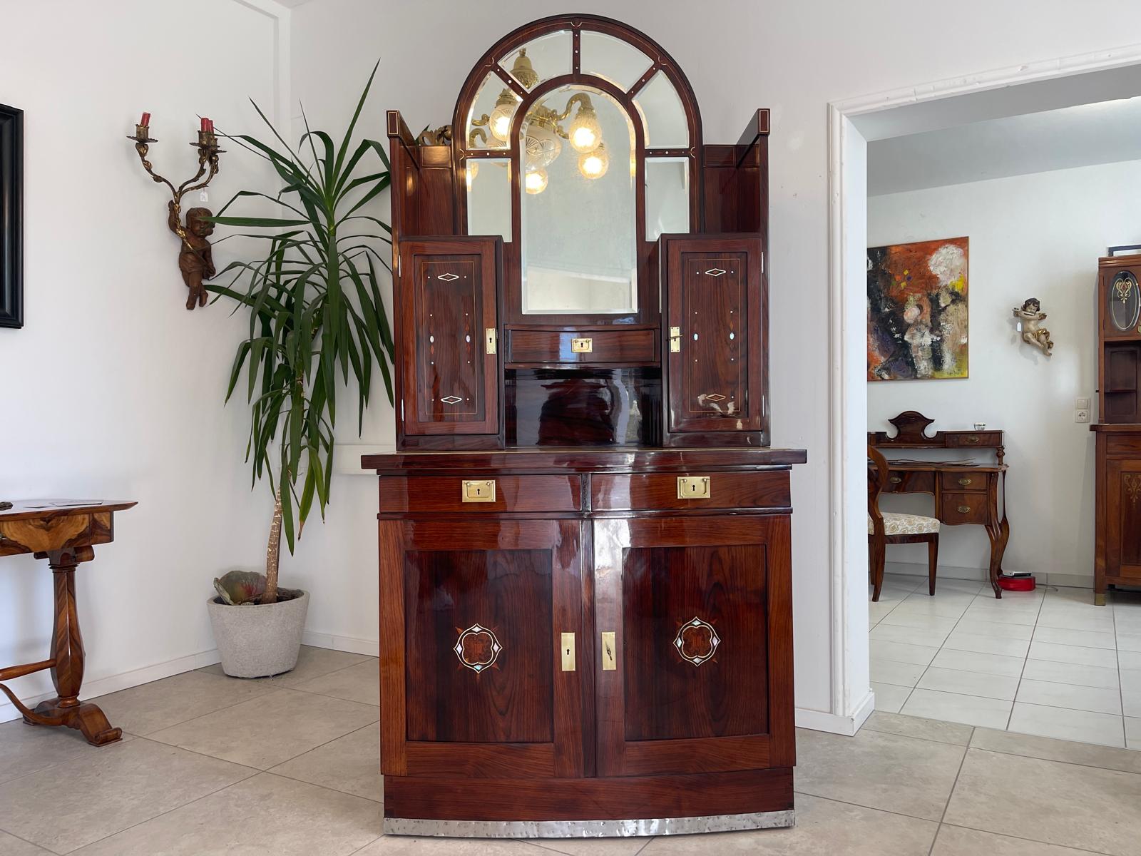 Sale Restauriertes Jugendstil Designerbuffet Aufsatzbuffet Schellack Antiquität G1377-1